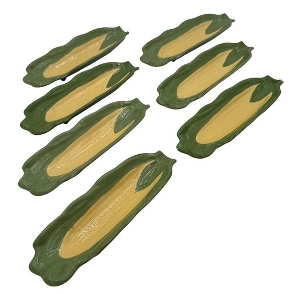 Vintage Corn Holder Dishes Ceramic Corn on the Cob Plates Set of 7 - Picture 1 of 8